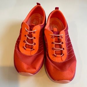 Bright Orange Easy Spirit Tennis Shoes